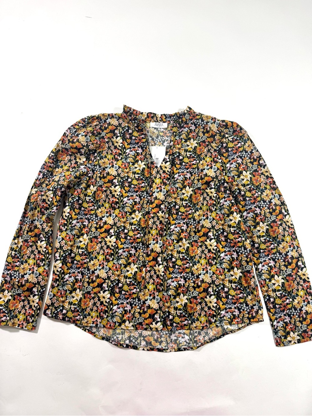 New Avara Isabella Floral Long Sleeve Blouse